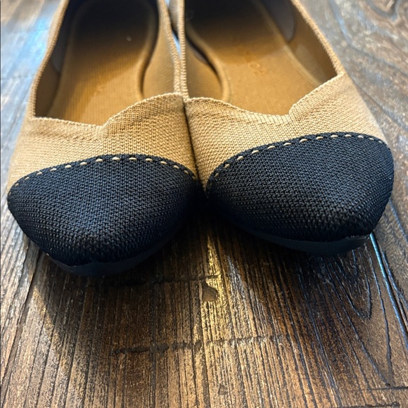 Rothy’s The Point Camel & Black Cap Toe Ballet Flat Size 10 - Picture 6 of 12